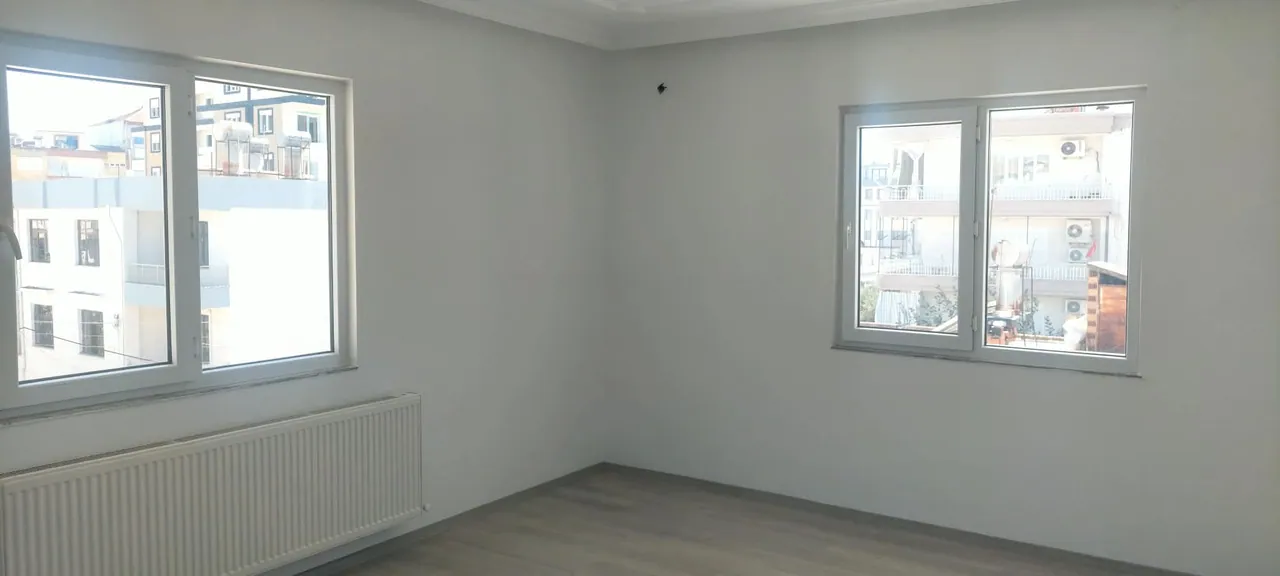 Serik Cumhuriyet’te Yenilenmiş, Masrafsız, 4 Cepheli Geniş 3+1 (140 m²) — fotoğraf 7